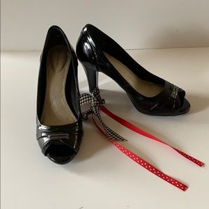 Gianni Bernini black leather heels